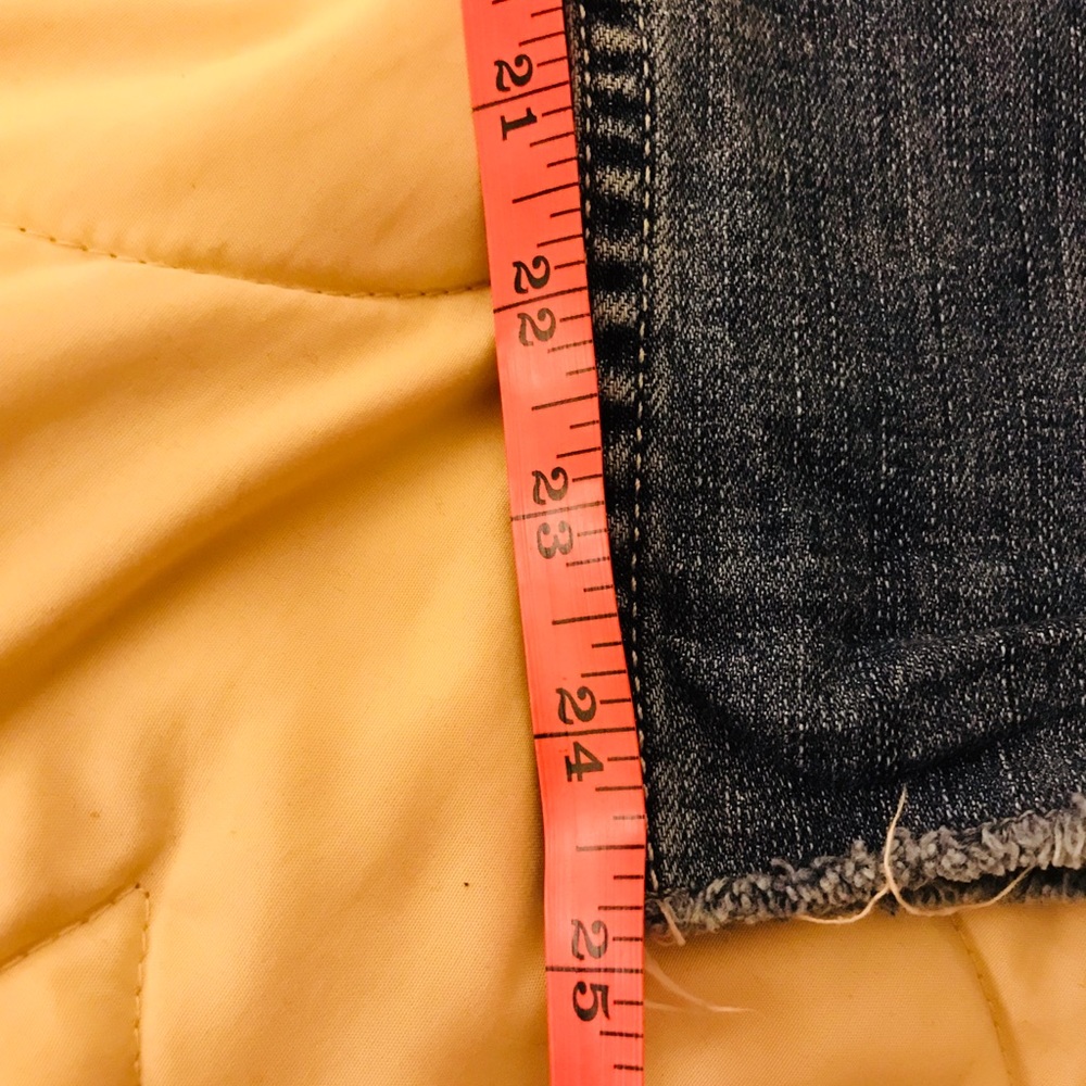 Vera Wang distressed Capri  jean -women’s ten - Picture 5 of 6